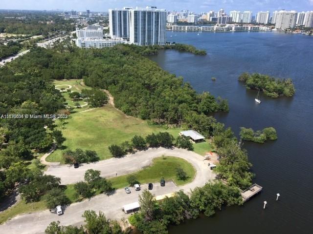 THE HARBOUR NORTH CONDO - Residential Lease