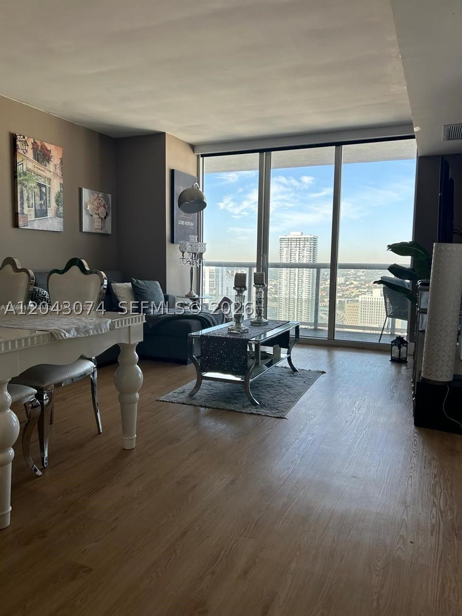 50 BISCAYNE CONDO - Residential Lease
