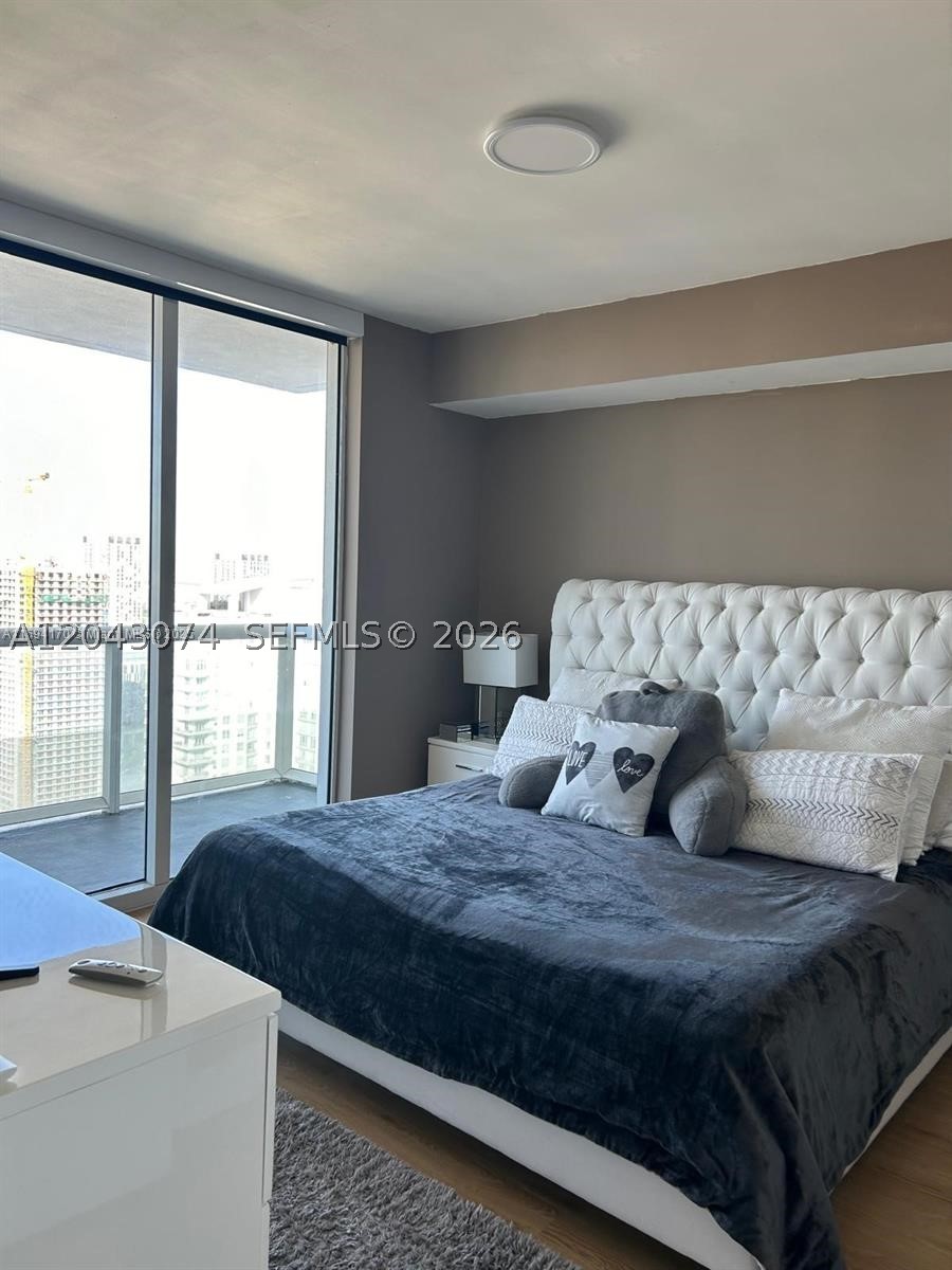 50 BISCAYNE CONDO - Residential Lease