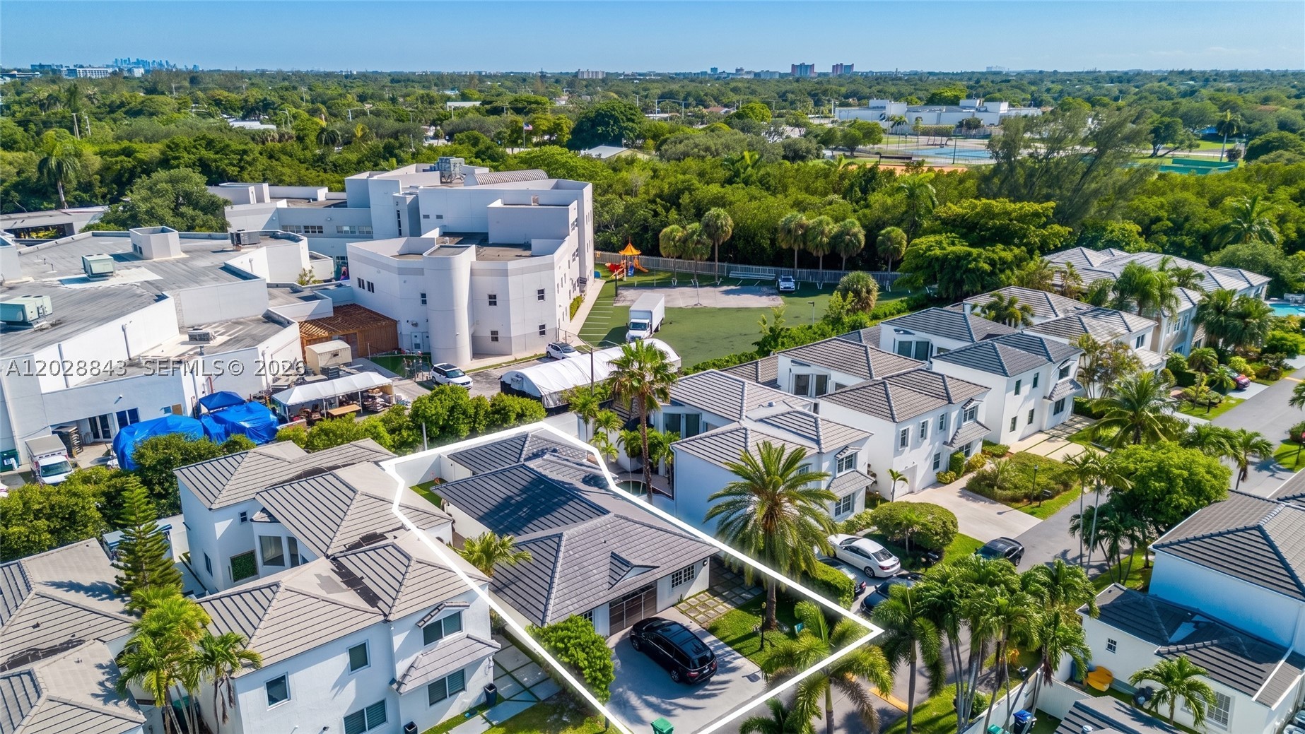RIVER PARC ESTATES - Residential Lease