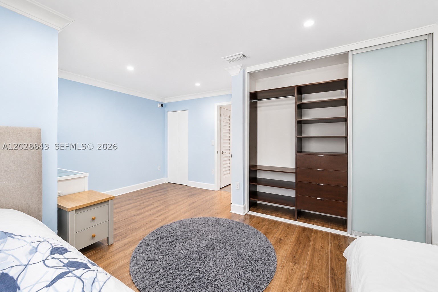 RIVER PARC ESTATES - Residential Lease