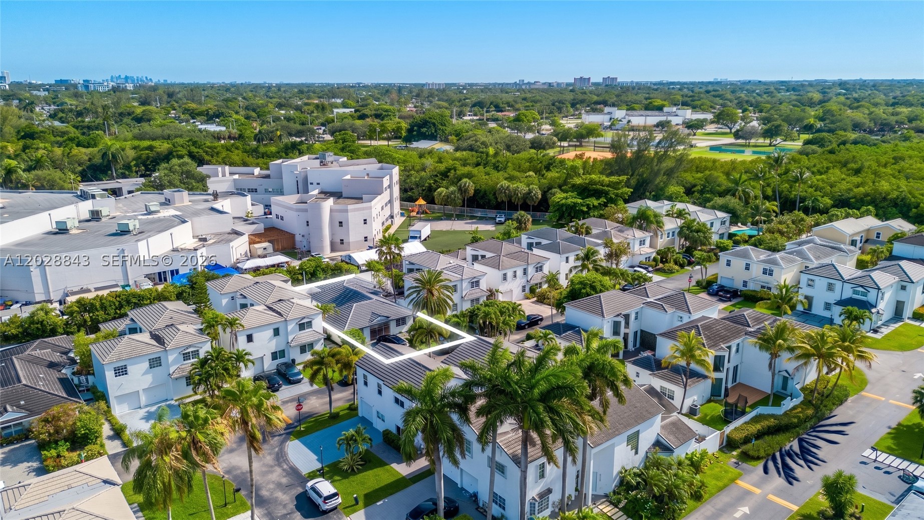 RIVER PARC ESTATES - Residential Lease