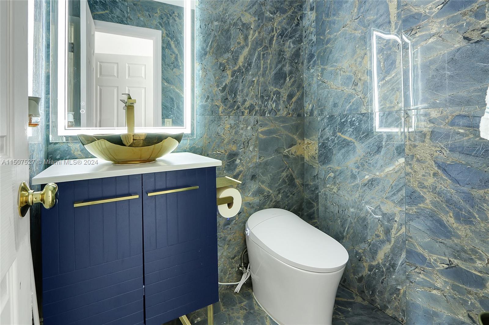 KENLAND HOMES - Residential