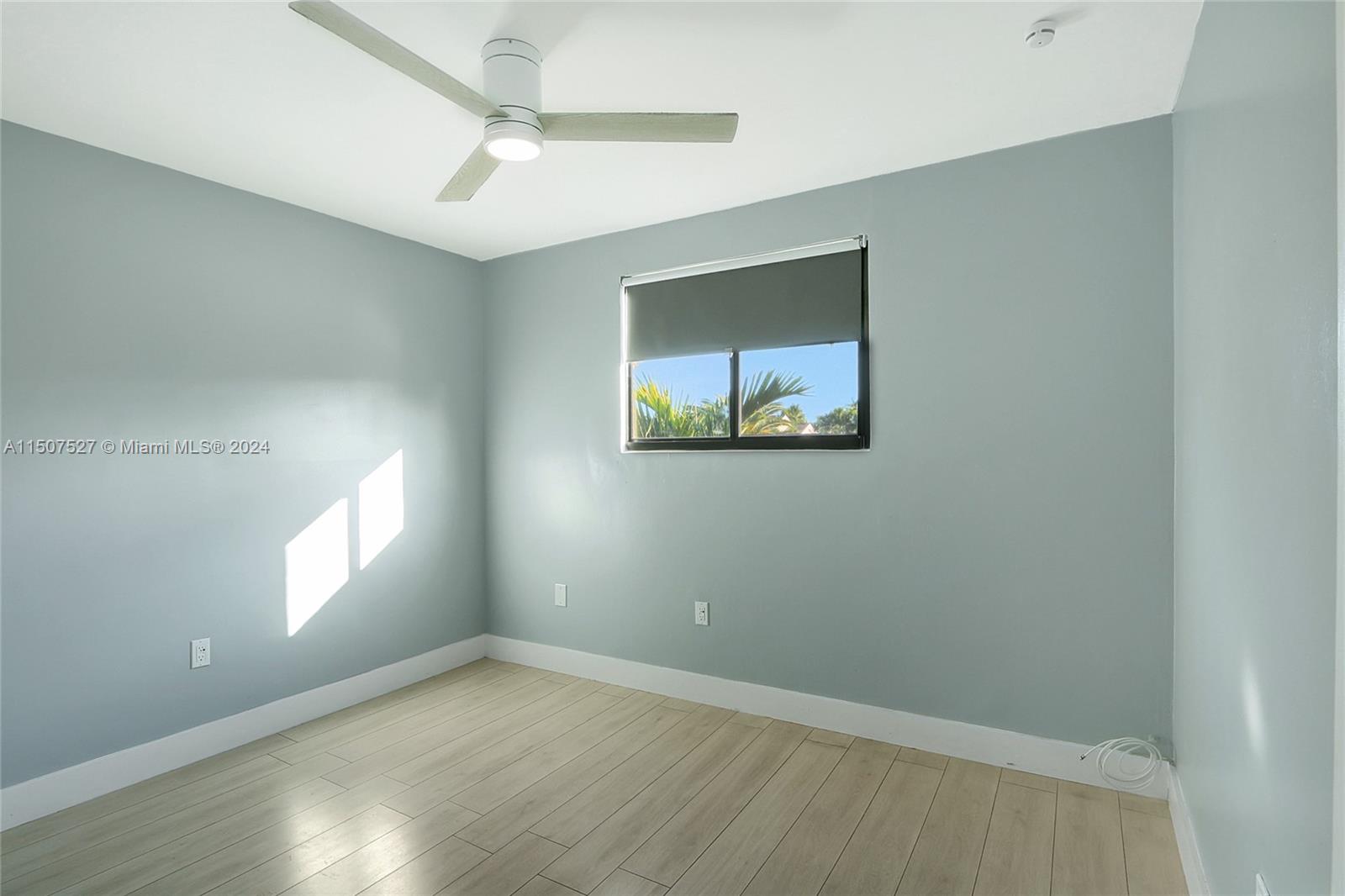 KENLAND HOMES - Residential