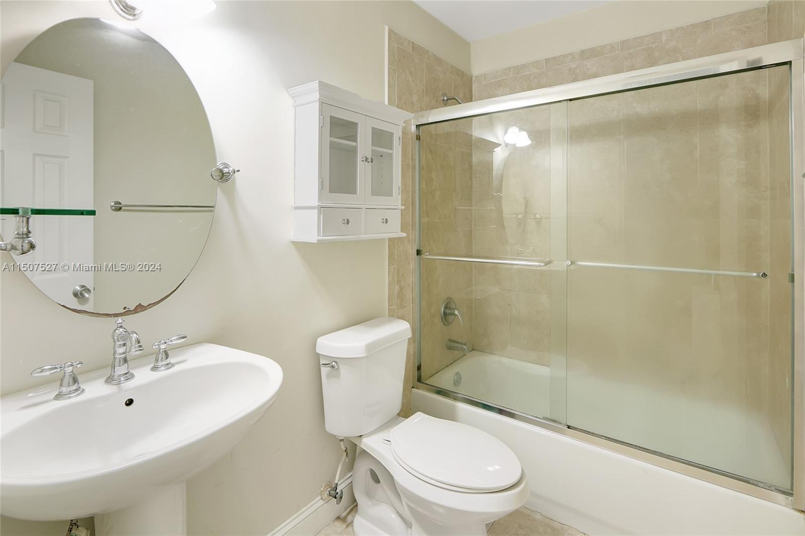 KENLAND HOMES - Residential