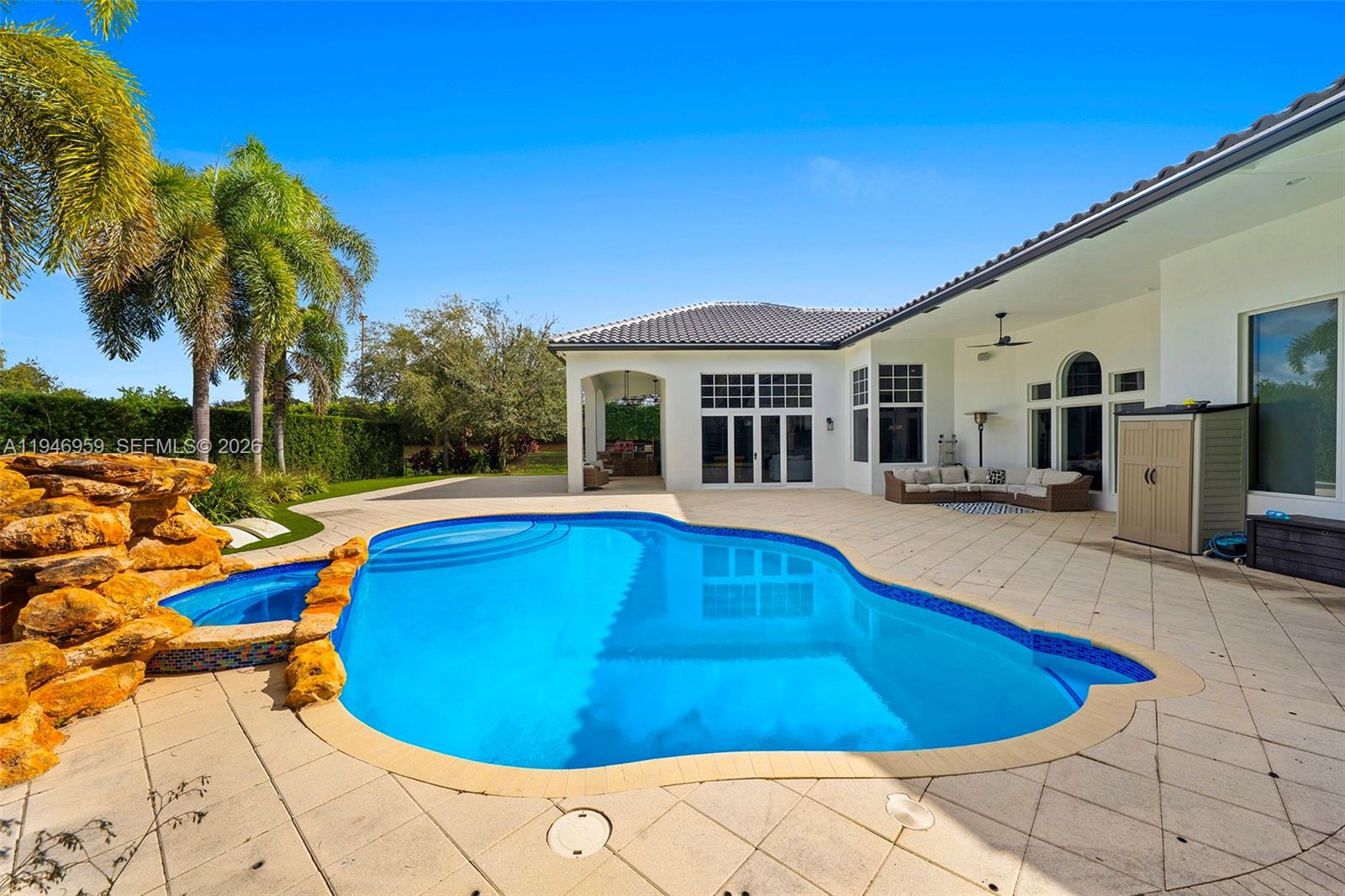 KAPOK GROVE ESTATES - Residential