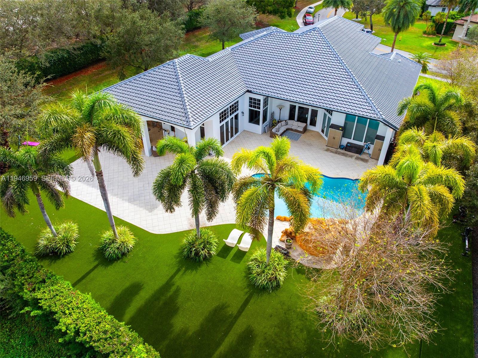 KAPOK GROVE ESTATES - Residential