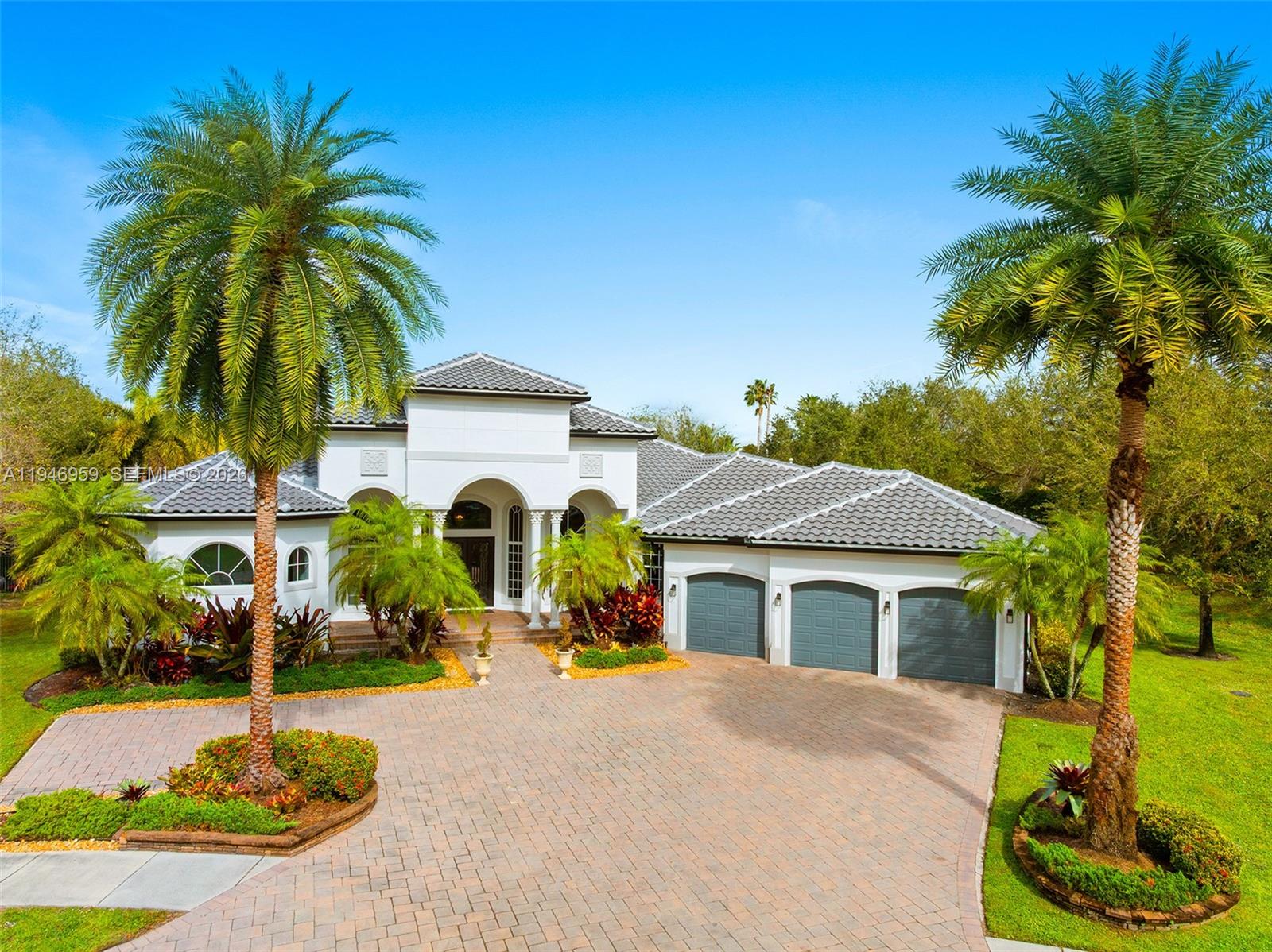 KAPOK GROVE ESTATES - Residential