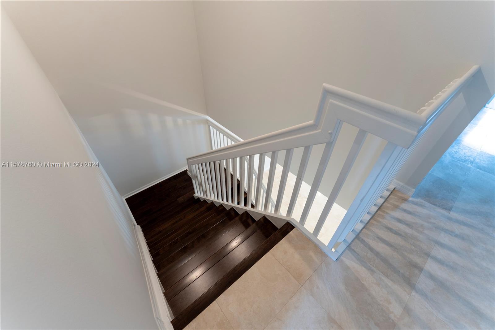 CHAMPION LAKES - Residential Lease