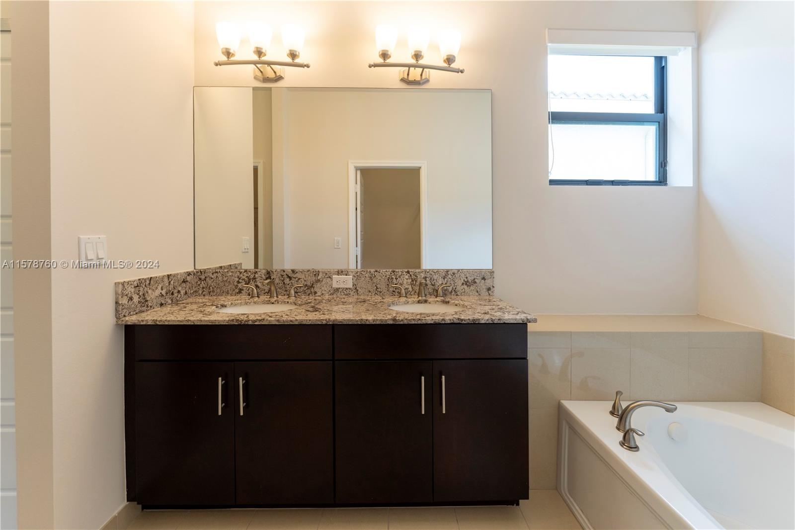 CHAMPION LAKES - Residential Lease
