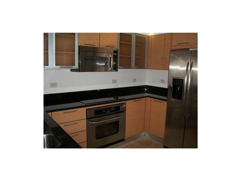 BRICKELL ON THE RIVER N T - Residential Lease