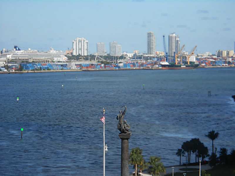 BRICKELL ON THE RIVER N T - Residential Lease