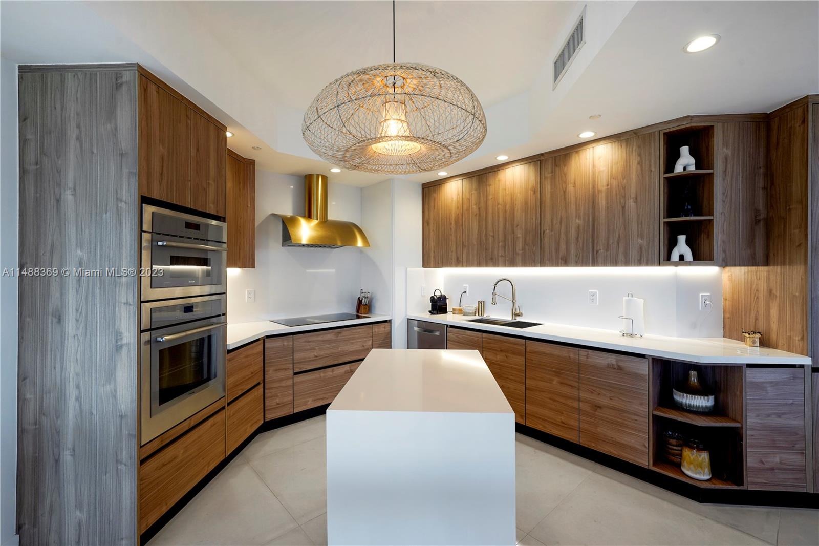 THE GABLES CONDO - Residential Lease