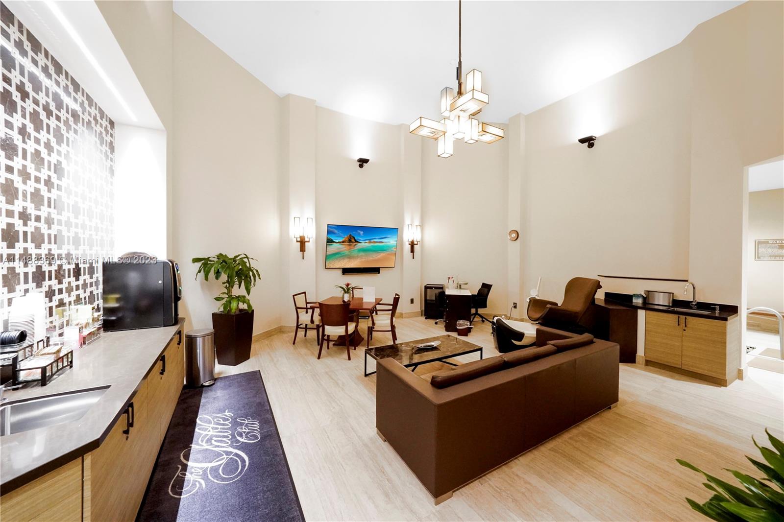 THE GABLES CONDO - Residential Lease