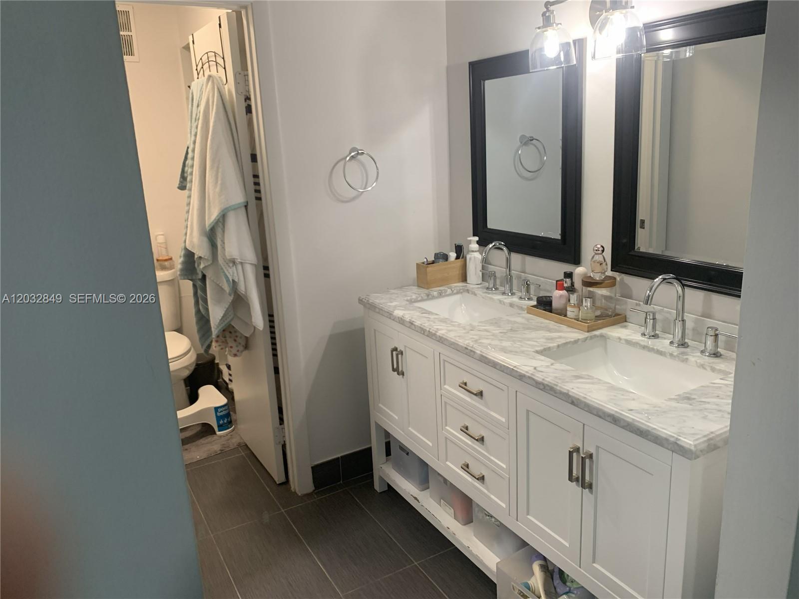 CROSSINGS VILLAGE HOMES C - Residential