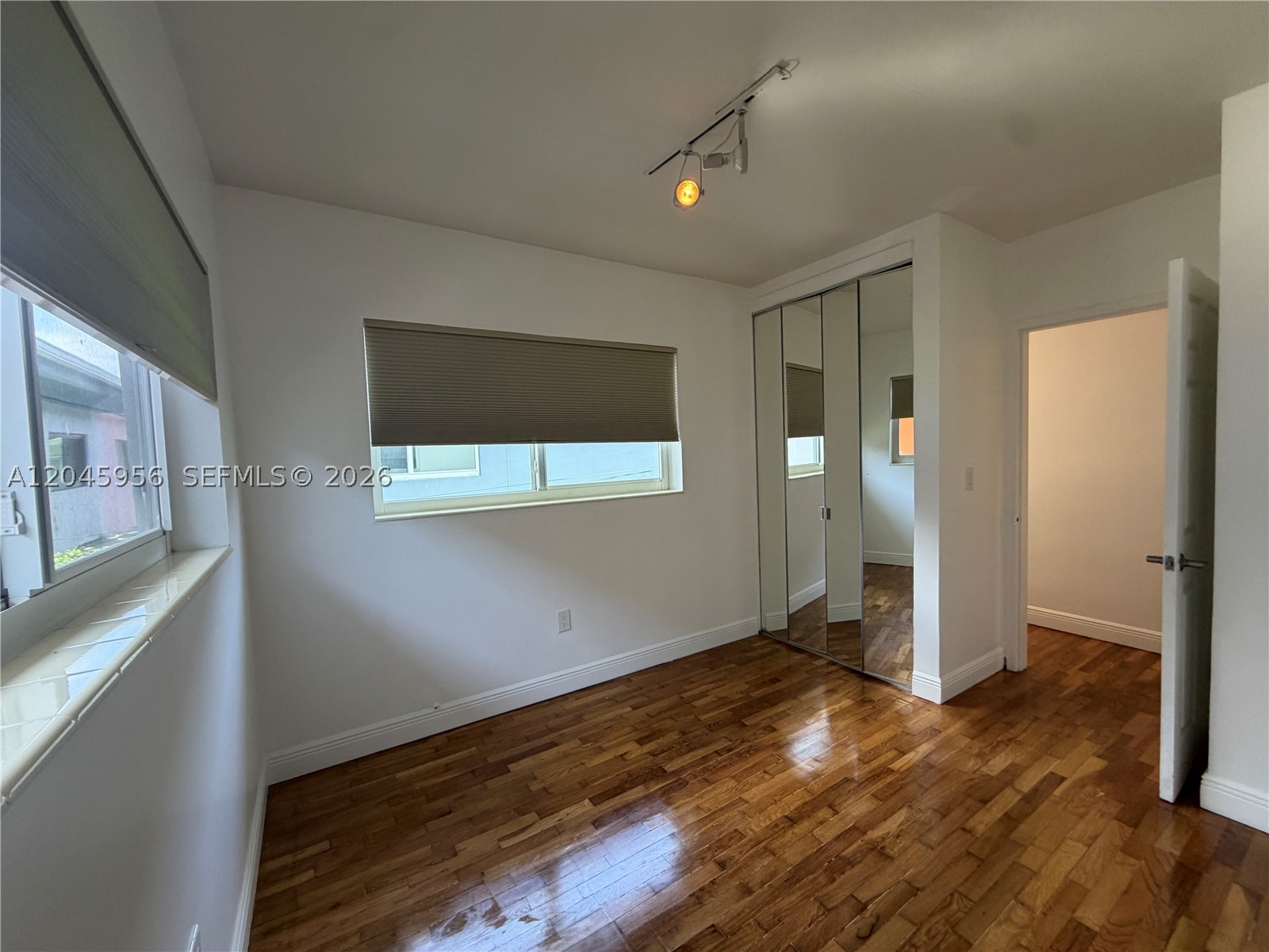 PARK VIEW ISLAND - Residential
