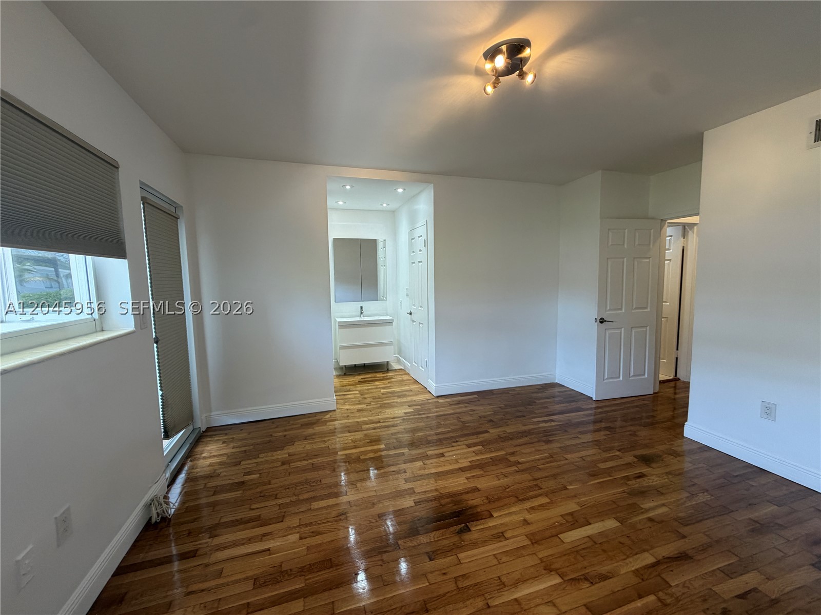 PARK VIEW ISLAND - Residential