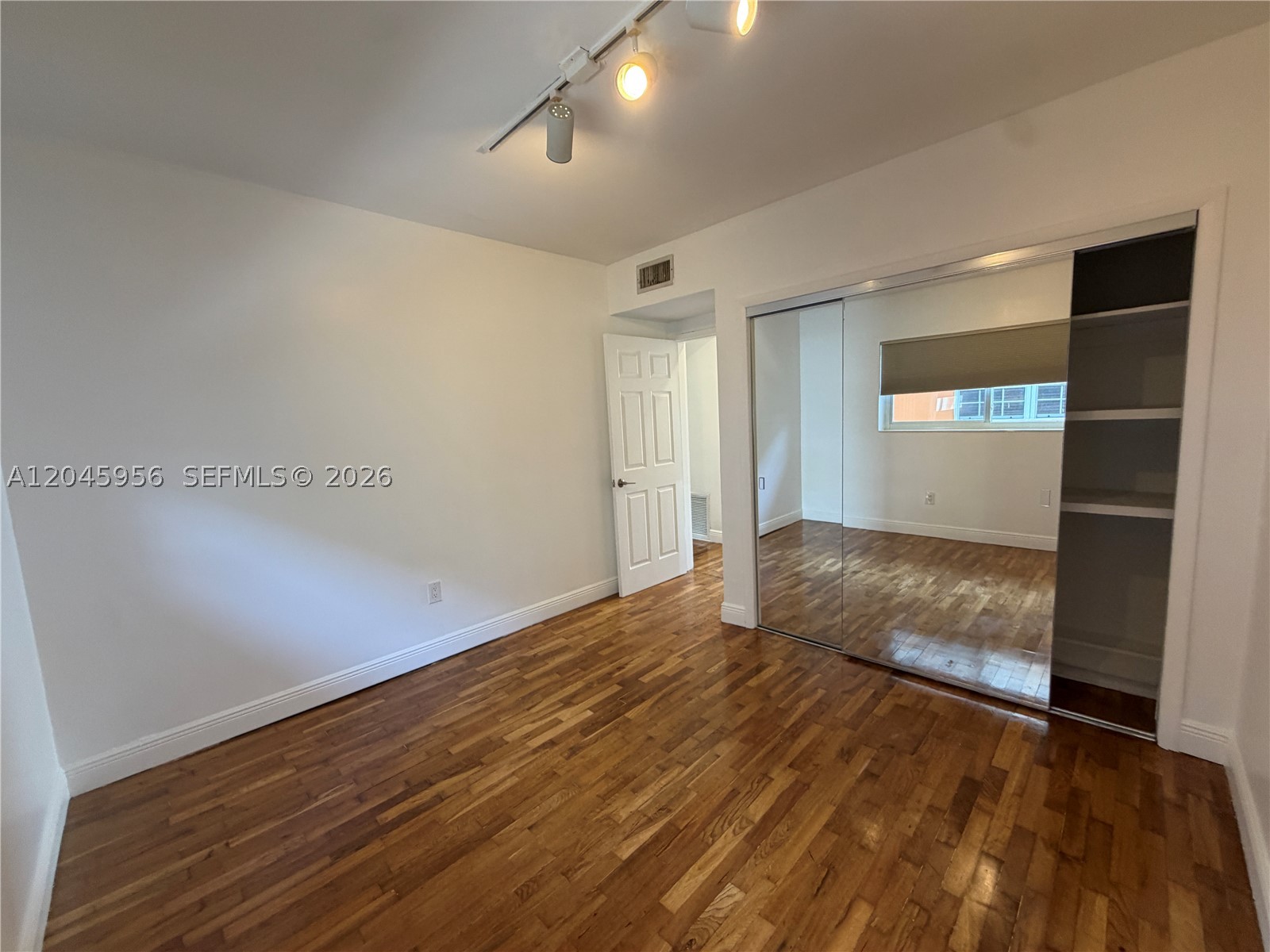 PARK VIEW ISLAND - Residential