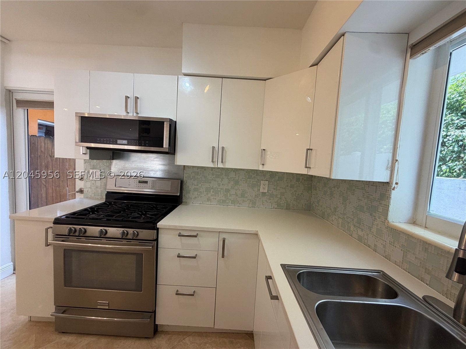 PARK VIEW ISLAND - Residential