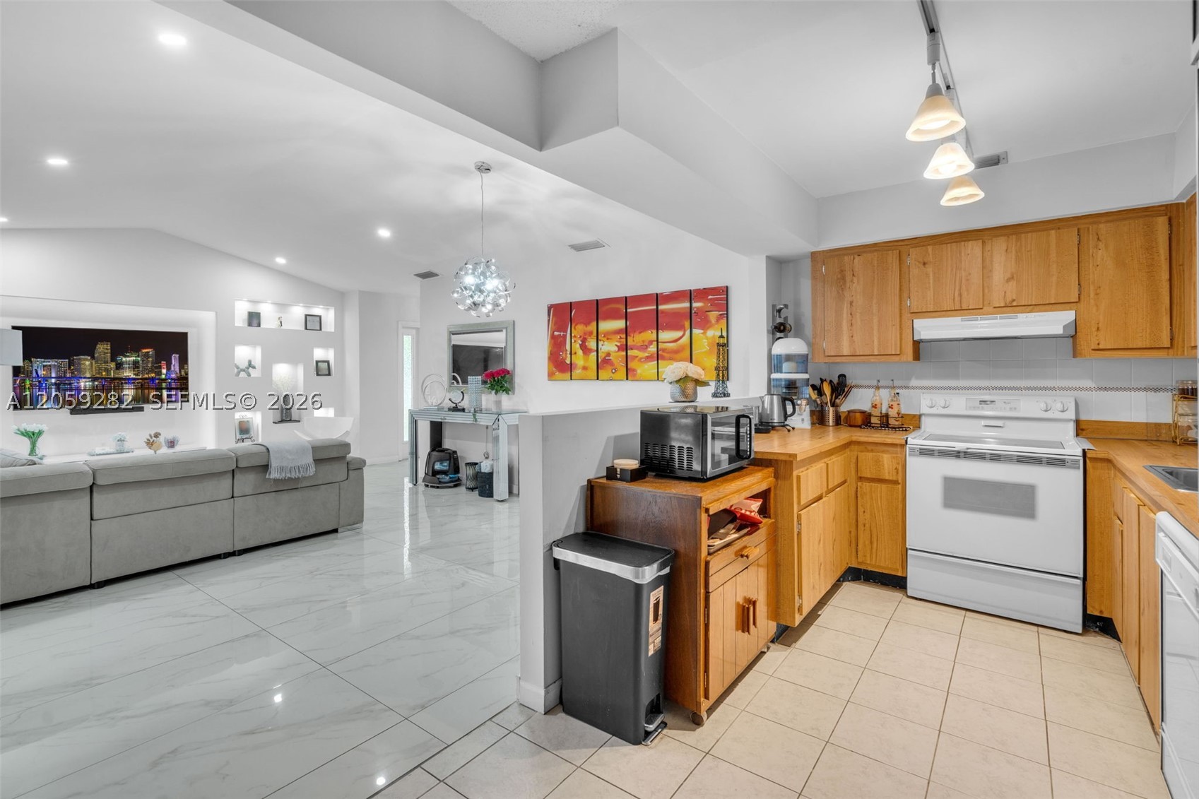 EVERGLADES SUGAR & LAND C - Residential