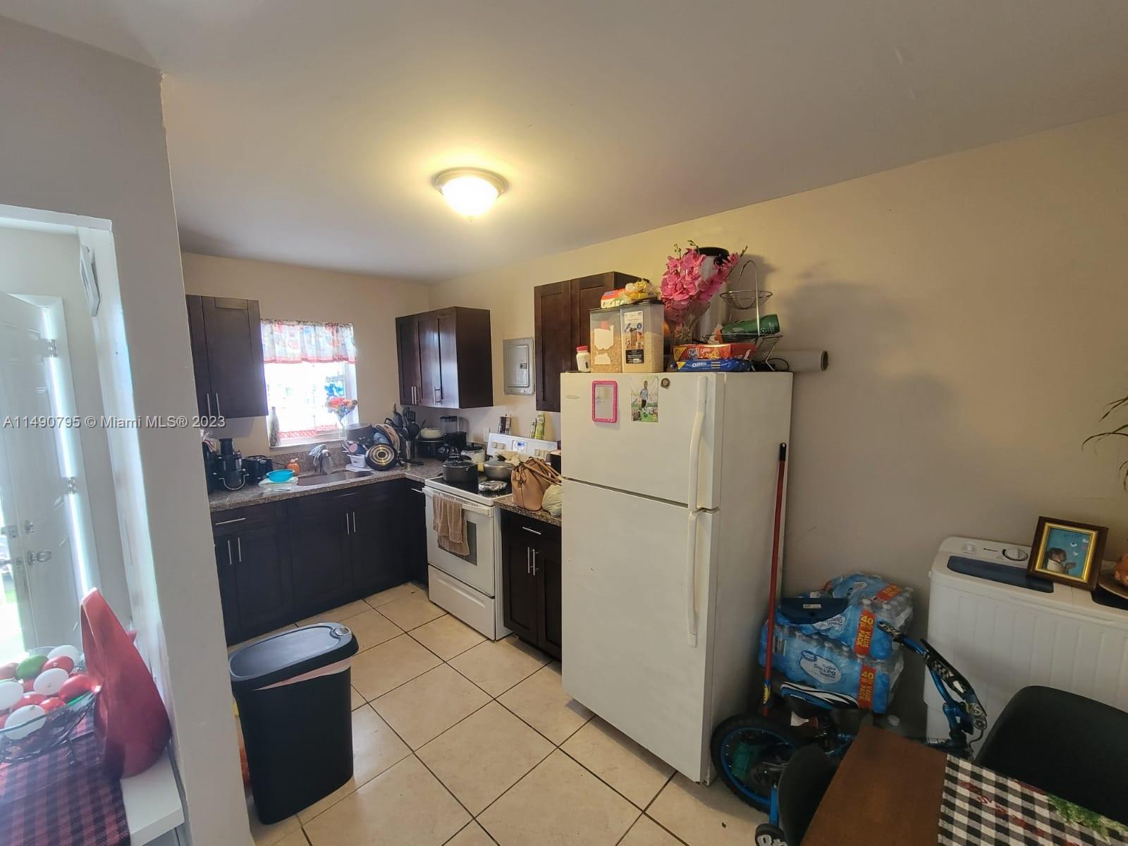MELROSE HEIGHTS - Residential Income