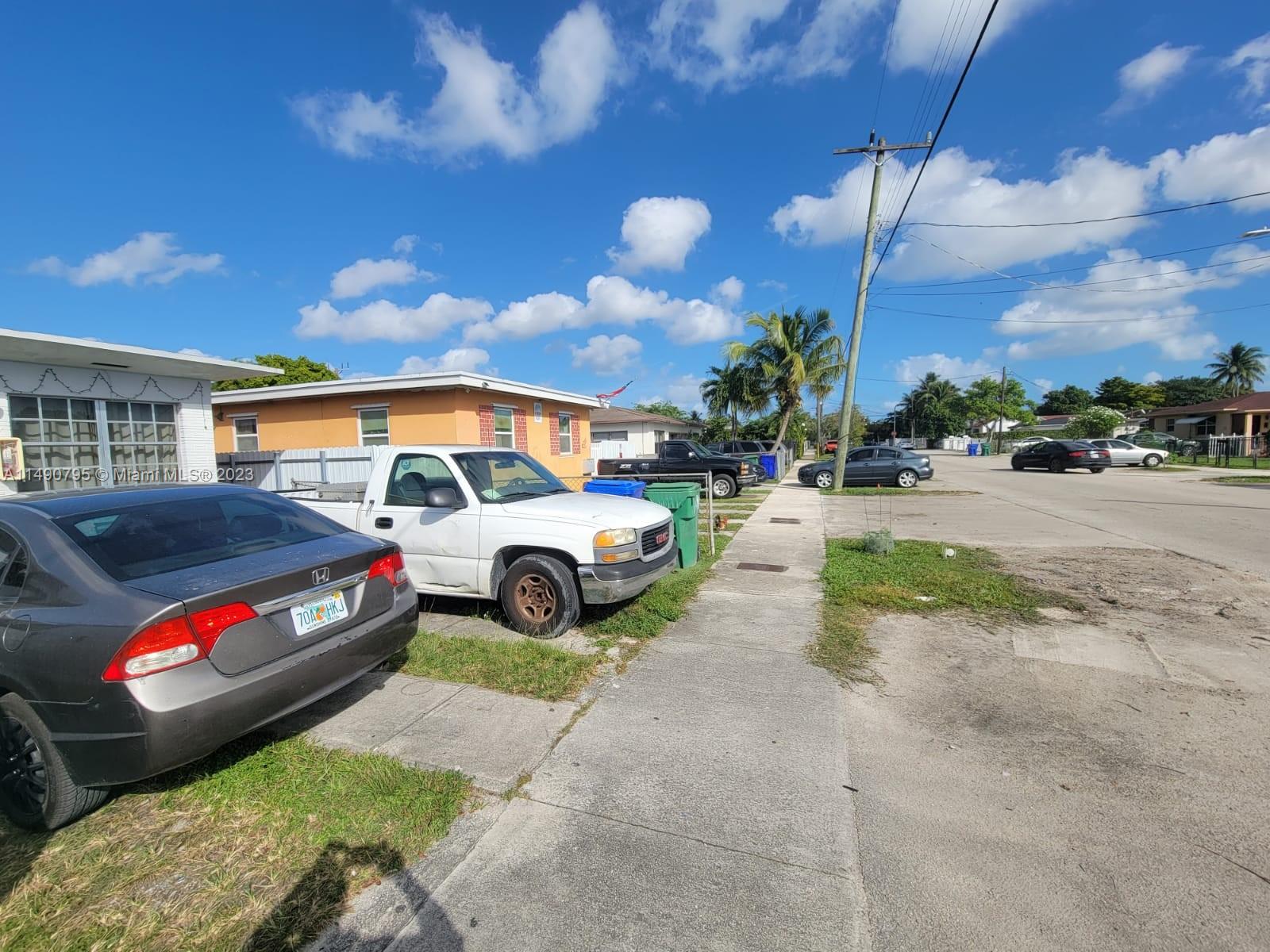 MELROSE HEIGHTS - Residential Income