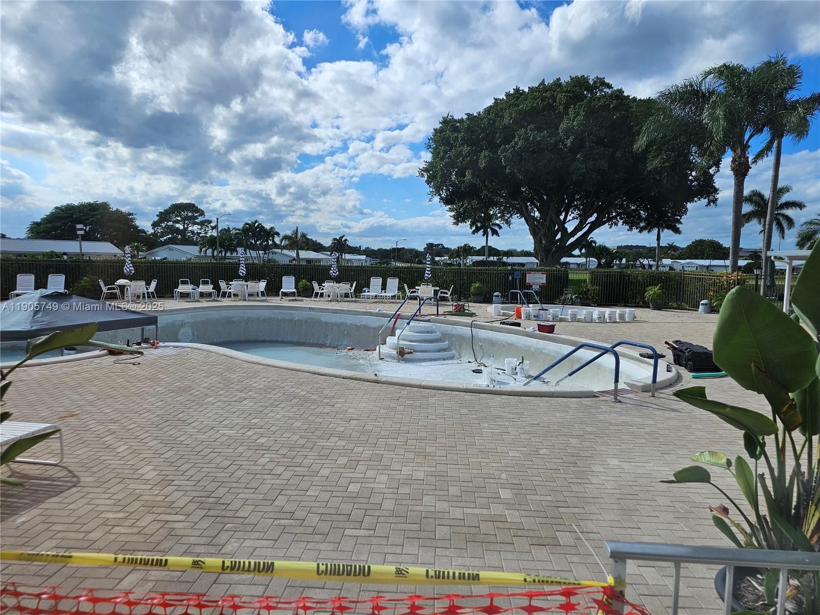 PALM BEACH LEISUREVILLE S - Residential