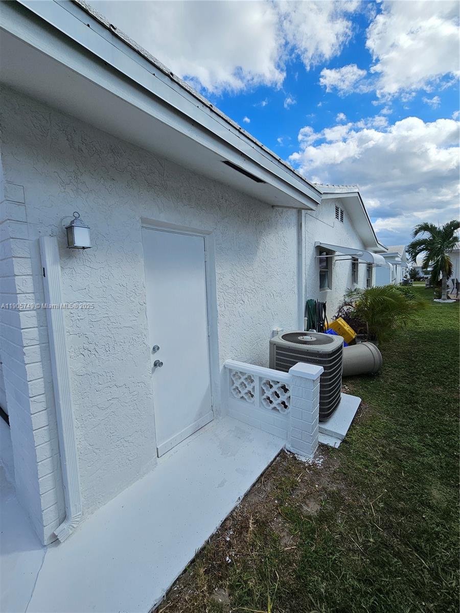 PALM BEACH LEISUREVILLE S - Residential