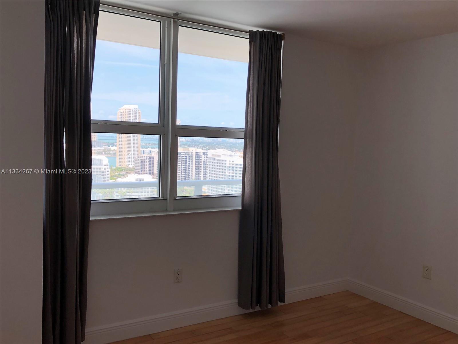 THE MARK ON BRICKELL COND - Residential Lease