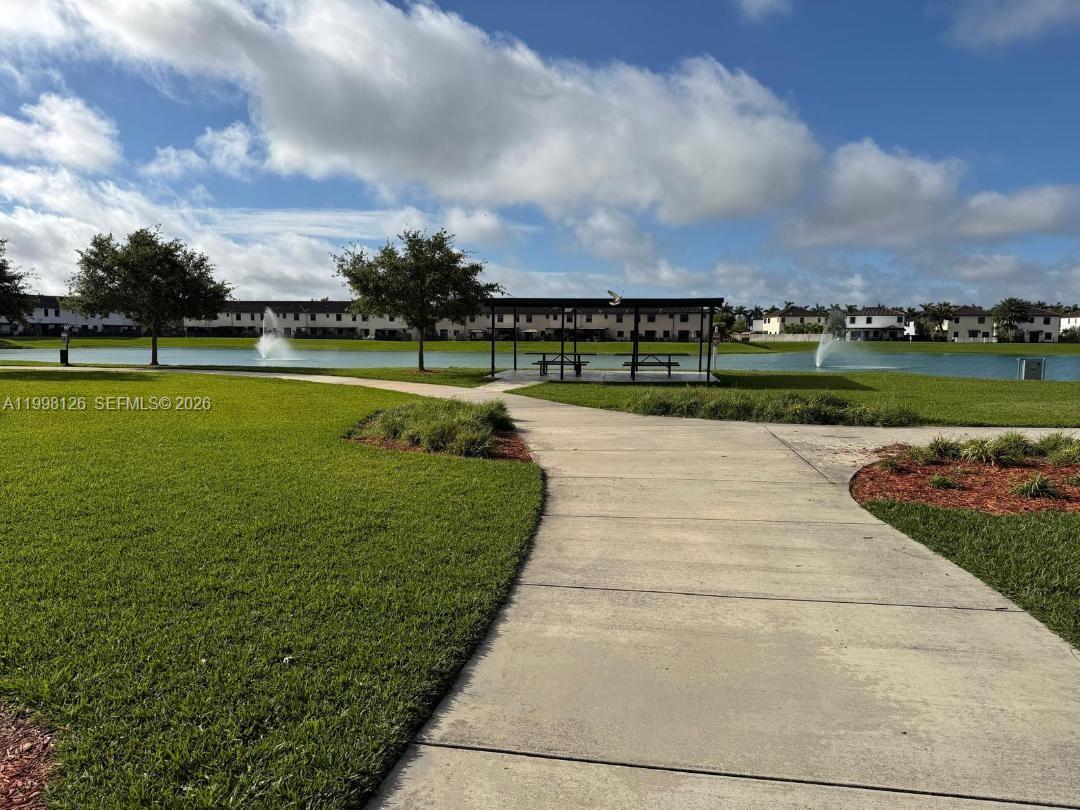 COCO PALM ESTATES - Residential