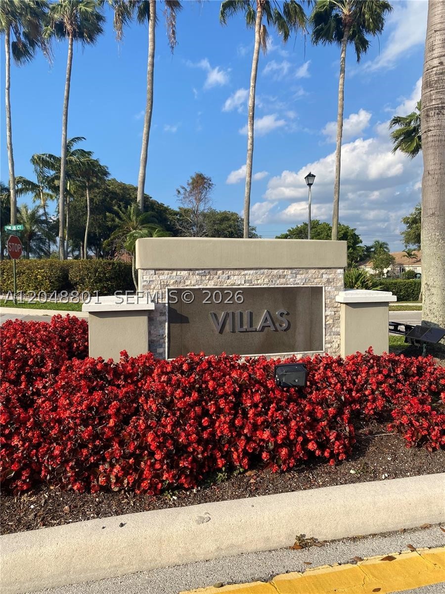 VILLAGES OF RENAISSANCE - Residential Lease