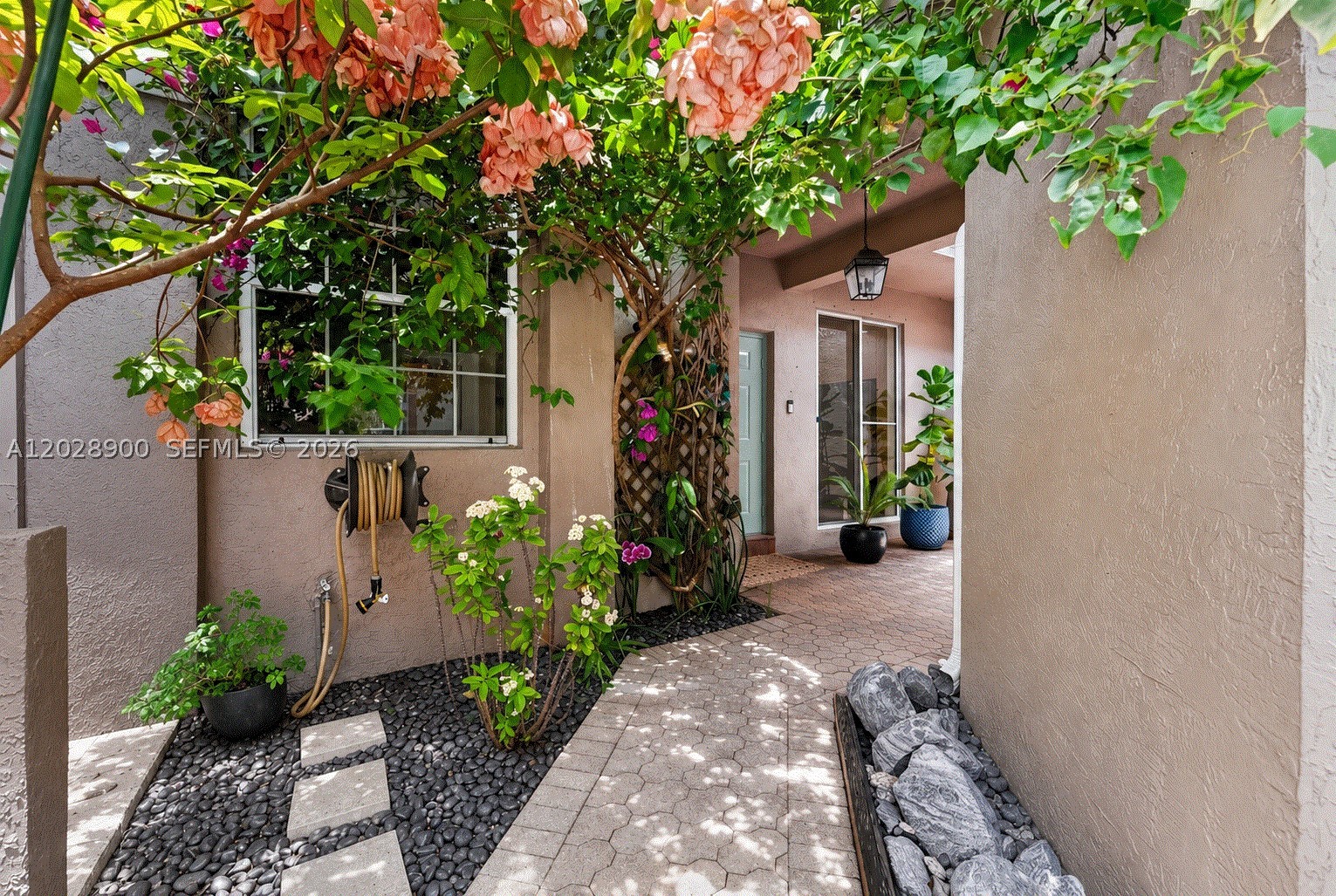 ARAGON SEC ONE - Residential