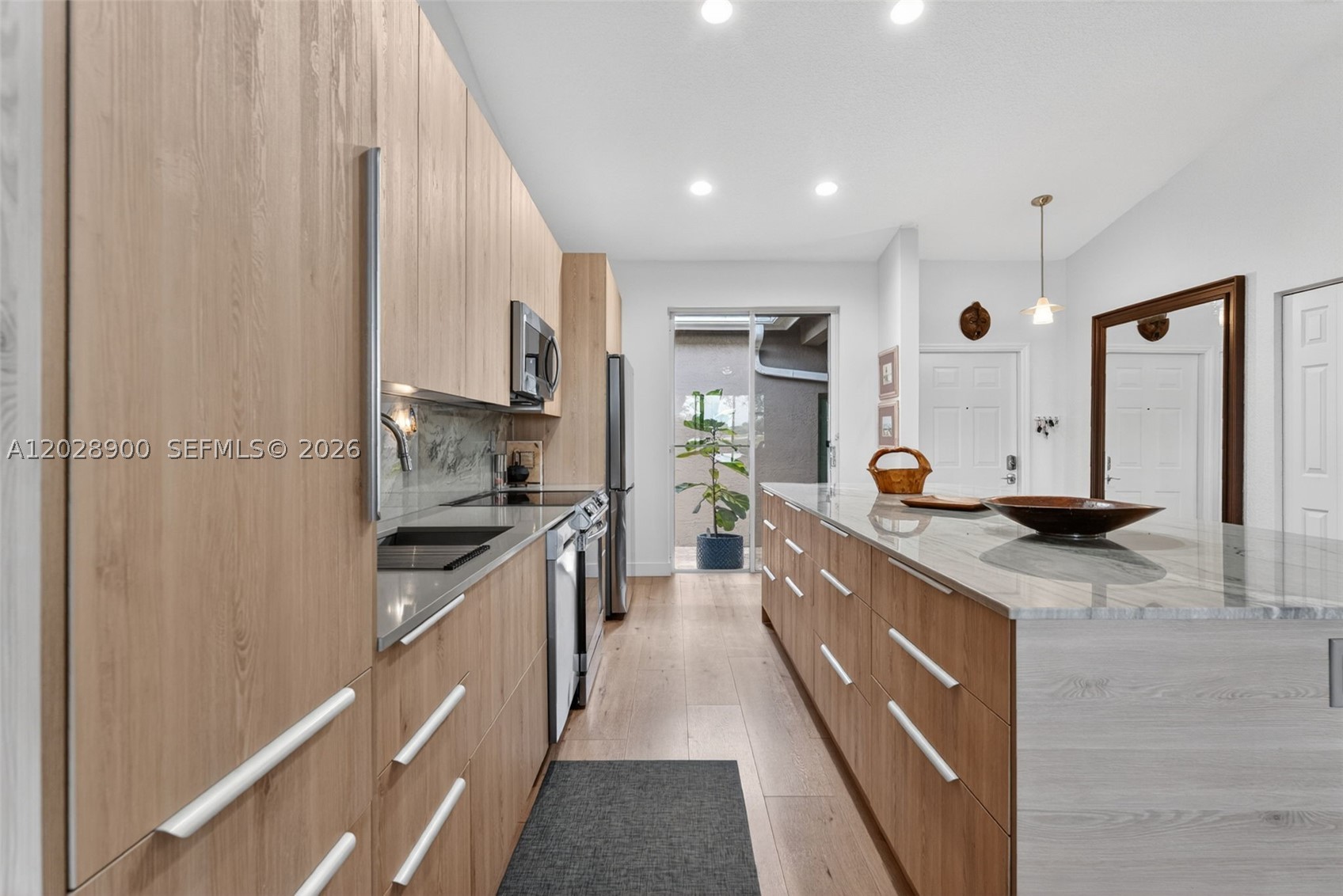 ARAGON SEC ONE - Residential