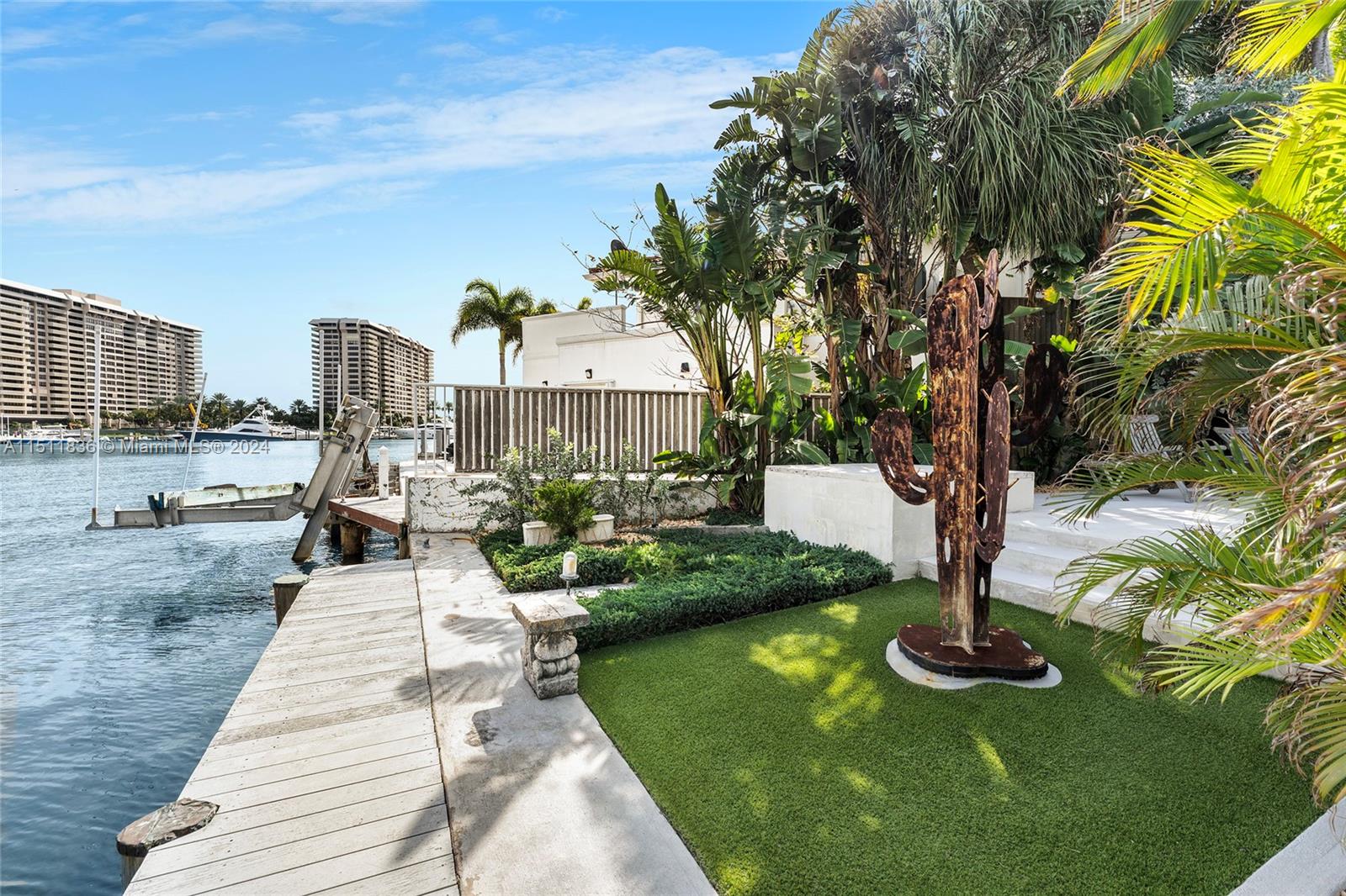 FAIRHAVEN - Residential