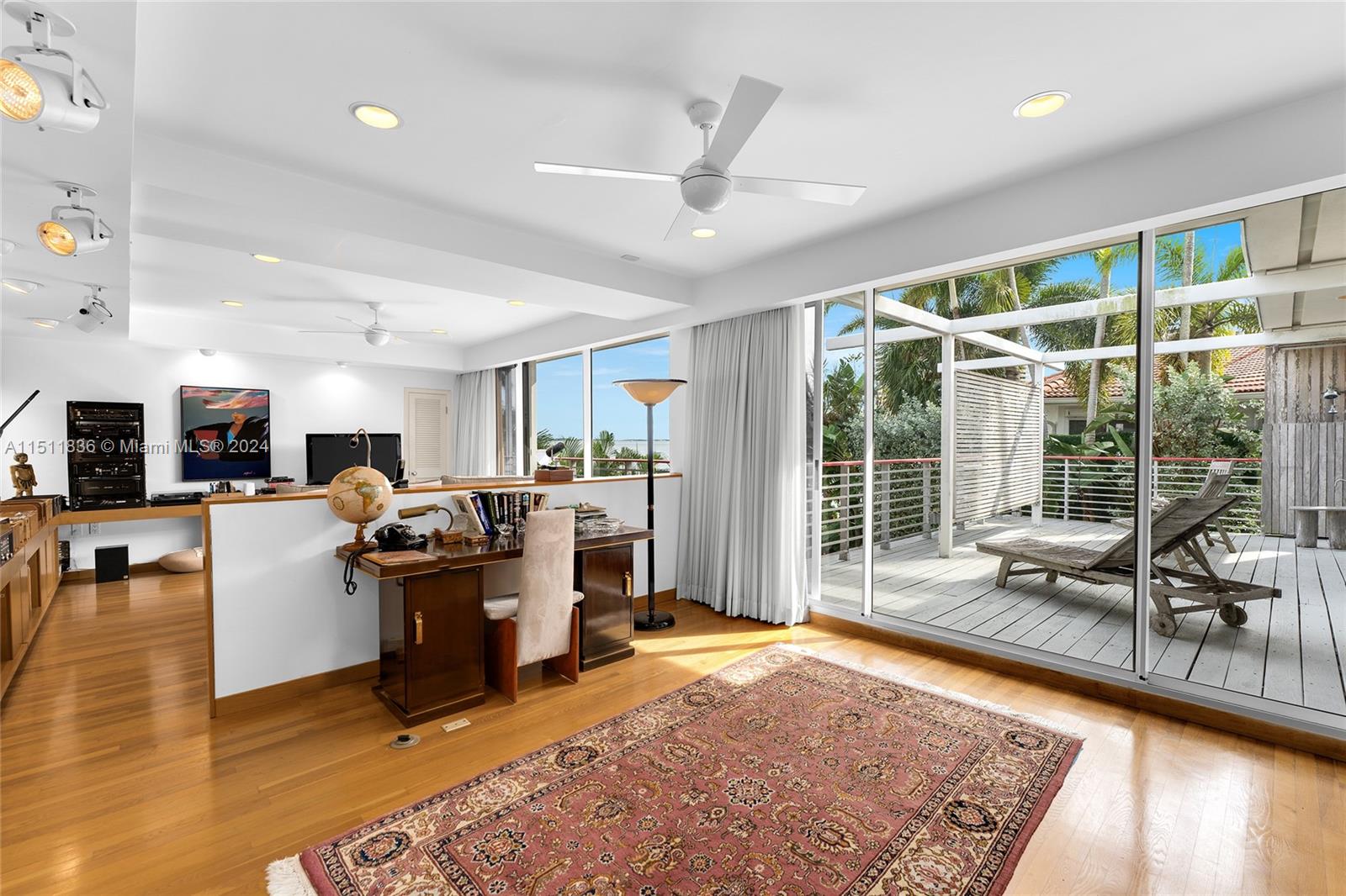 FAIRHAVEN - Residential