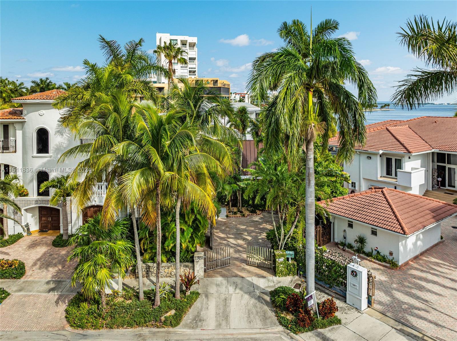 FAIRHAVEN - Residential