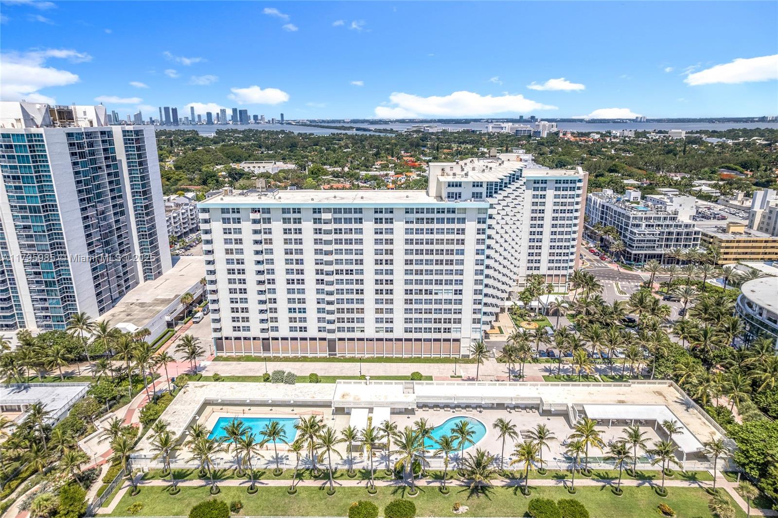 TRITON TOWER CONDO - Residential