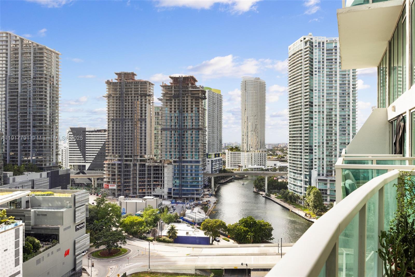 BRICKELL ON THE RIVER S T - Residential