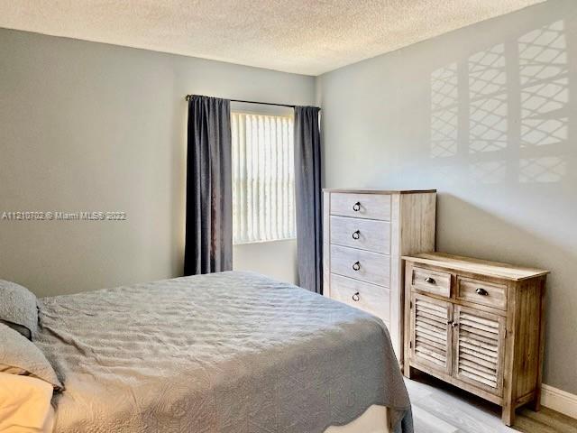 COUNTRYSIDE CONDO - Residential