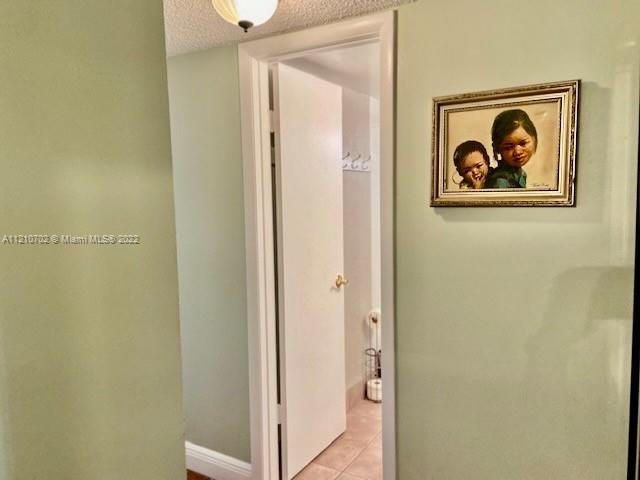 COUNTRYSIDE CONDO - Residential