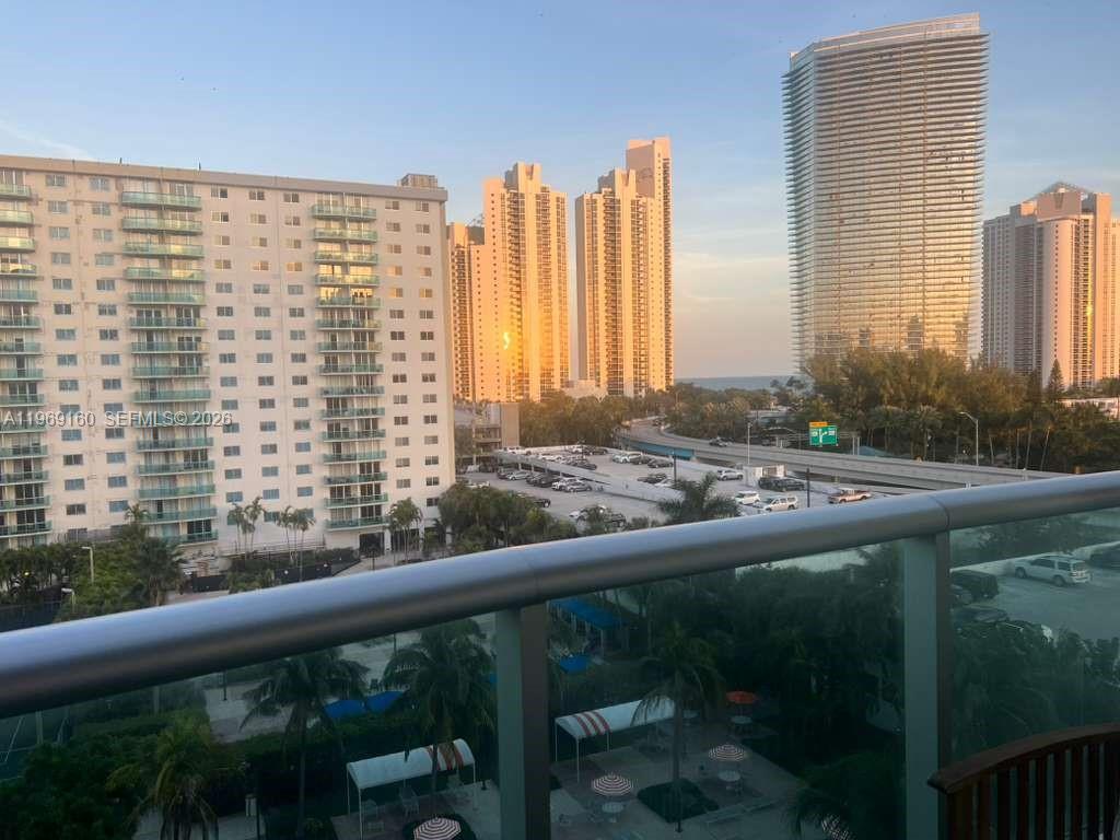 OCEANVIEW BUILDING B COND - Residential