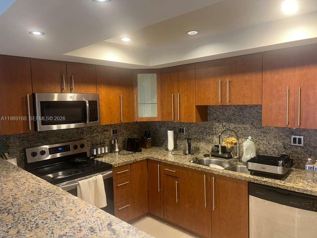 OCEANVIEW BUILDING B COND - Residential