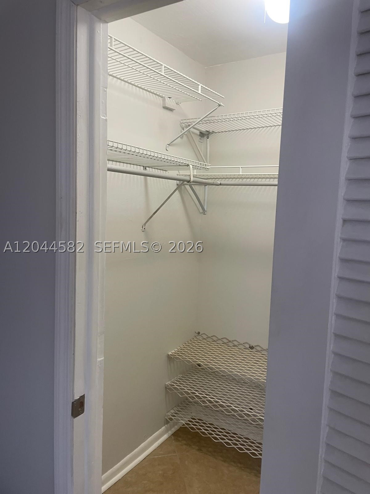 TENNIS CLUB JOHNSTON COND - Residential Lease