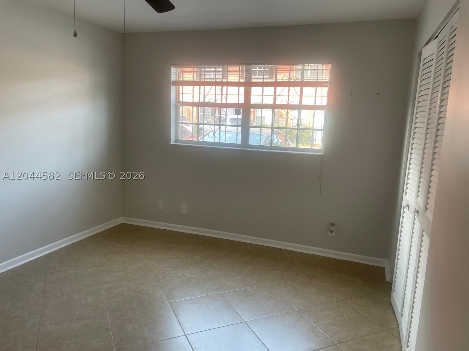 TENNIS CLUB JOHNSTON COND - Residential Lease