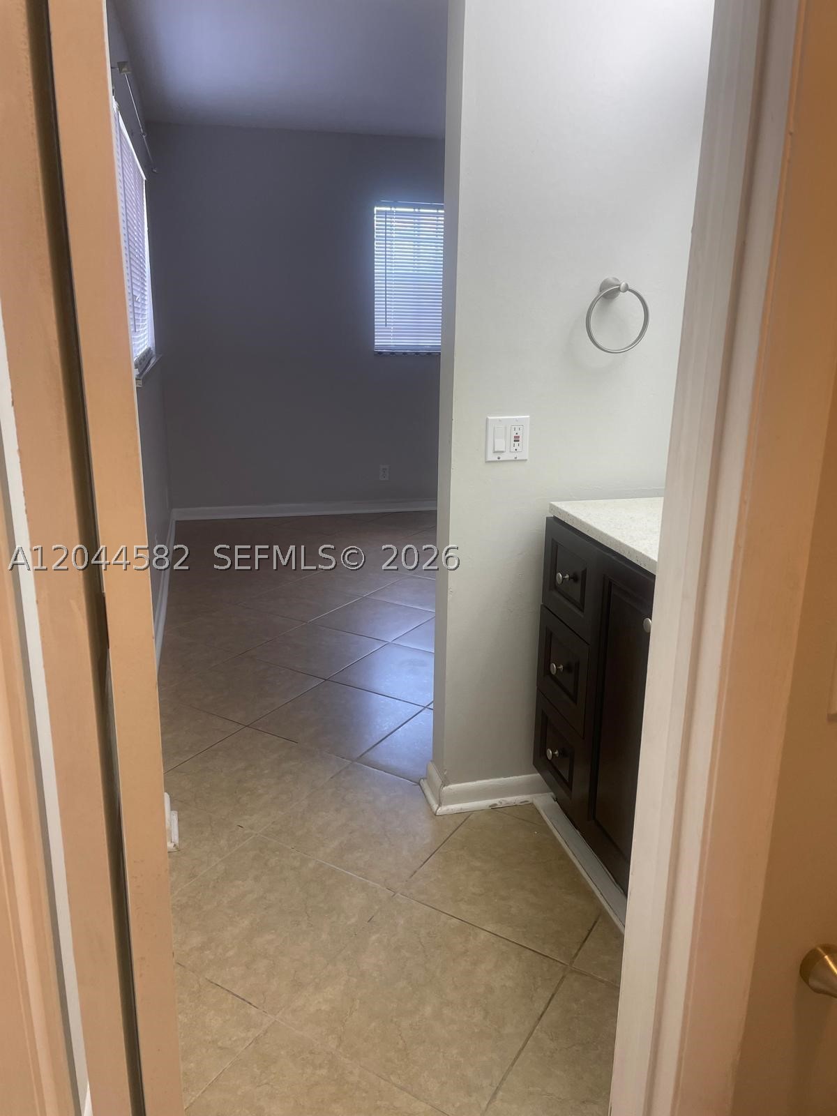 TENNIS CLUB JOHNSTON COND - Residential Lease