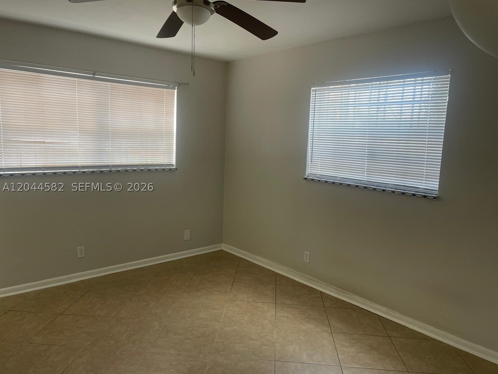TENNIS CLUB JOHNSTON COND - Residential Lease