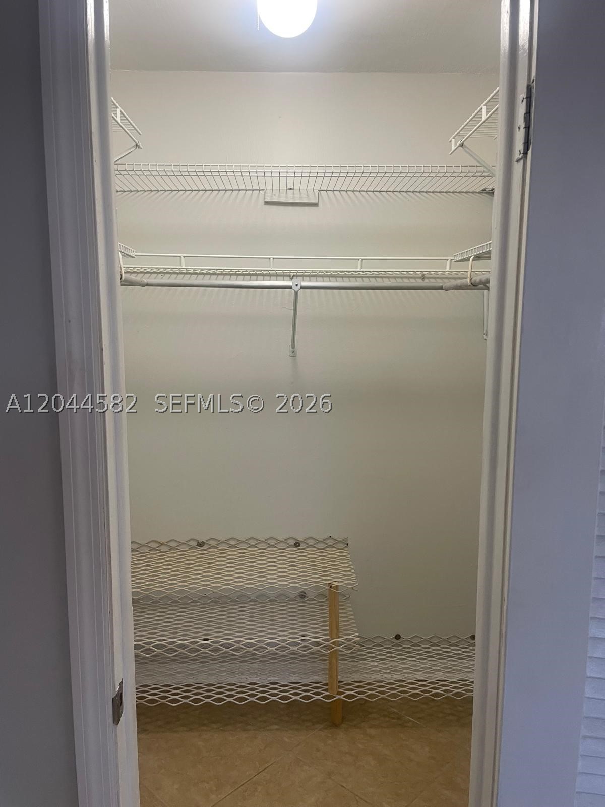 TENNIS CLUB JOHNSTON COND - Residential Lease