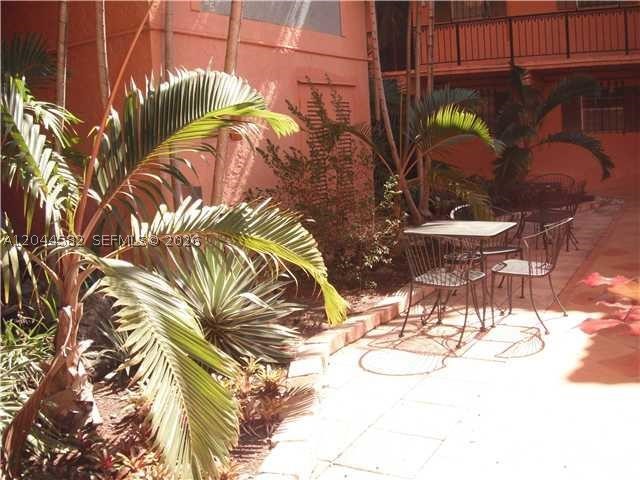 TENNIS CLUB JOHNSTON COND - Residential Lease