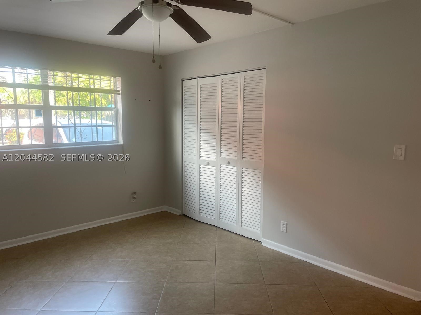 TENNIS CLUB JOHNSTON COND - Residential Lease