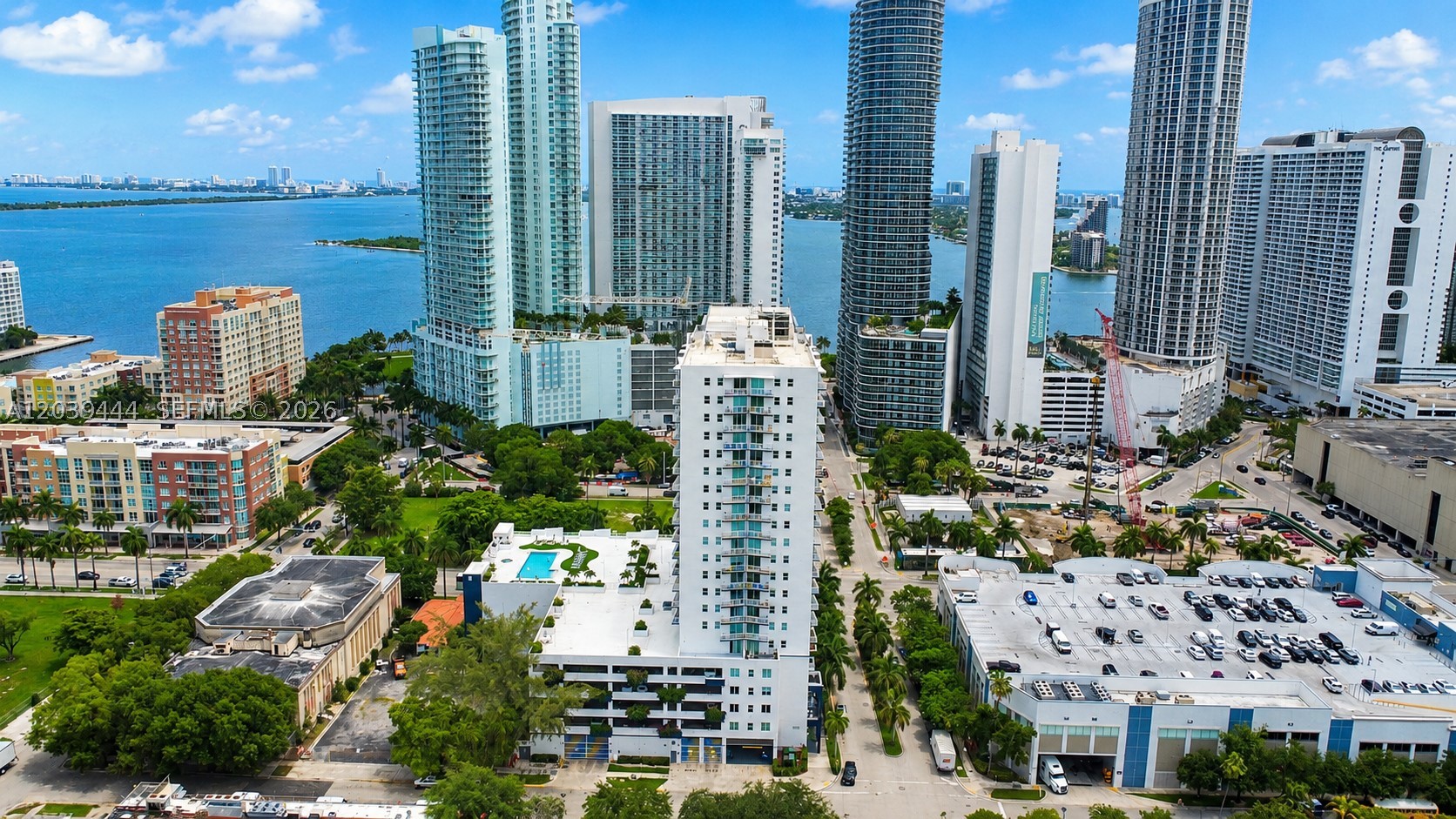 1800 BISCAYNE PLAZA CONDO - Residential